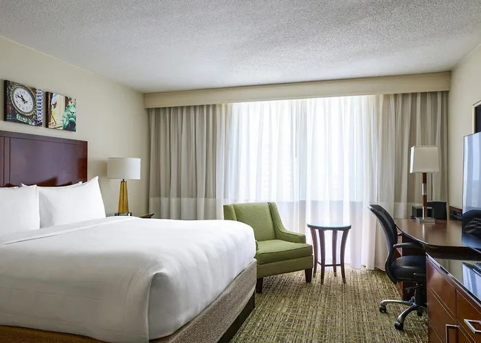 Marriott Chicago O'hare Hotel 3*